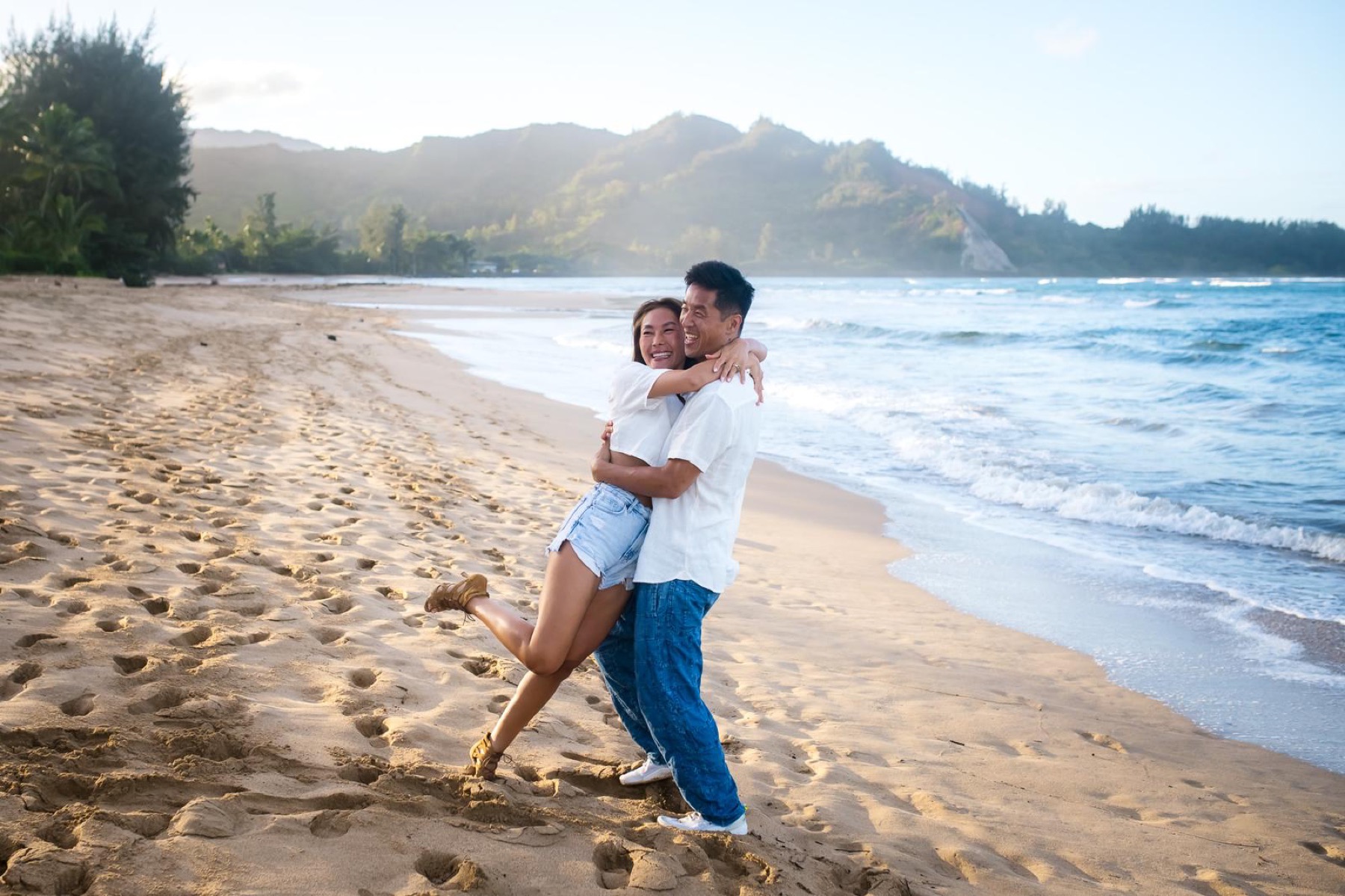 Dr. Samuel B. Lee and his wife on the beach in Kauai